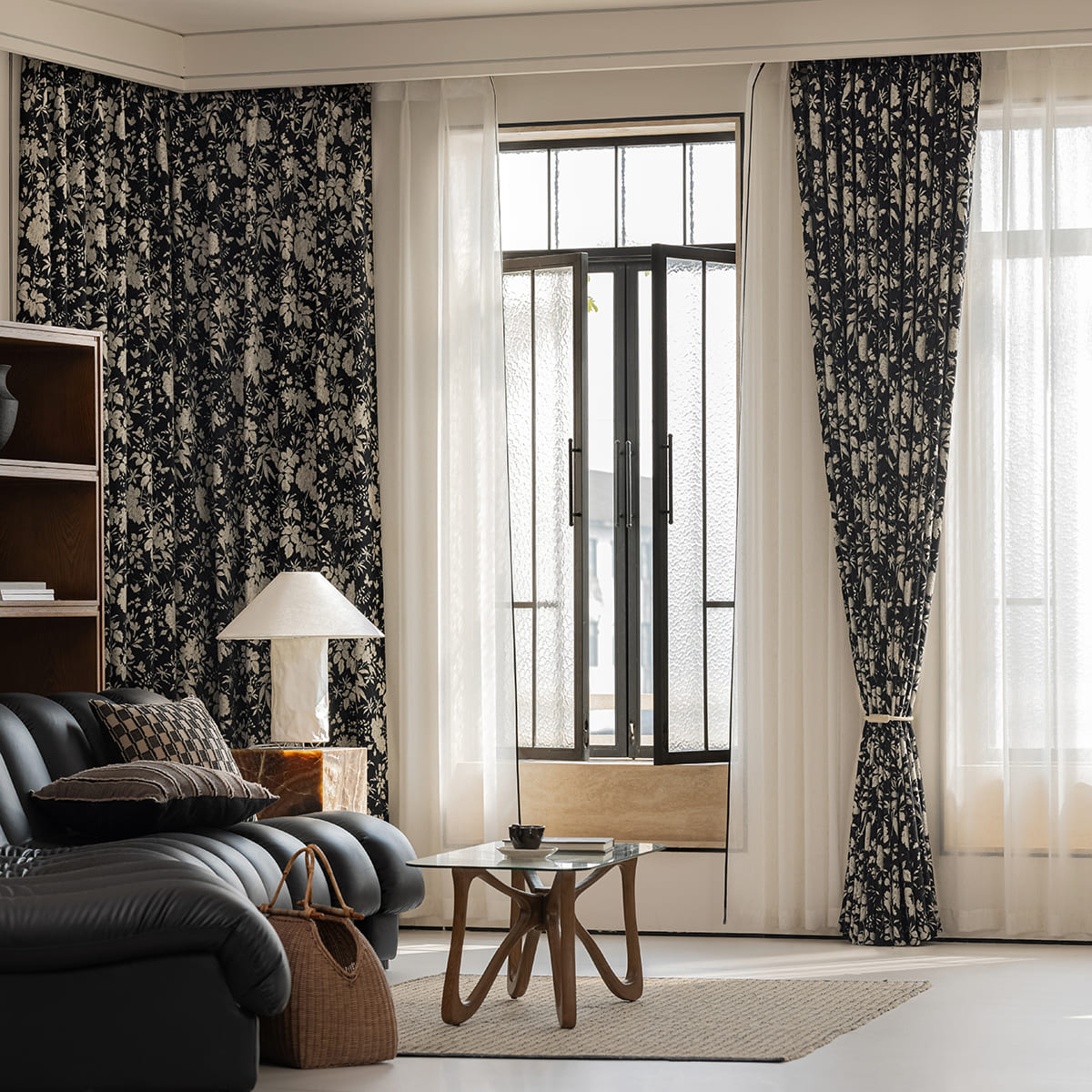 Blackout Retro American Design Chenille Jacquard Black Curtains White Floral